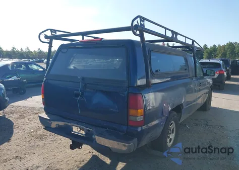 2000 Chevrolet Silverado 1500 C1500 z USA, uszkodzony, nr VIN 1GCEC14V9YE417169